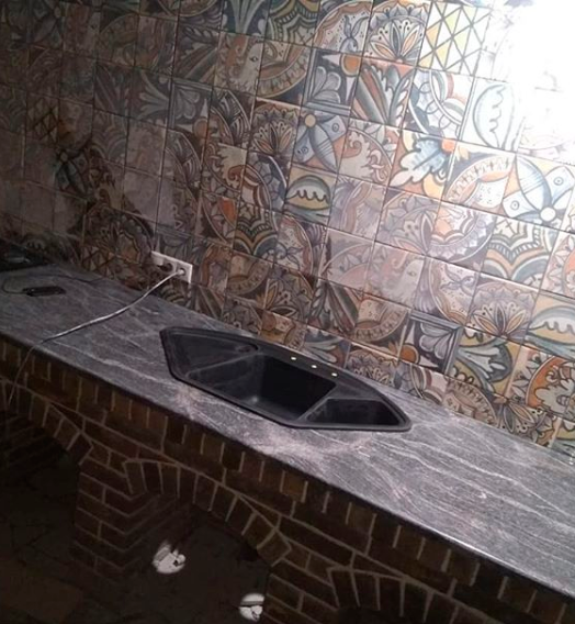 Столешница из гранита