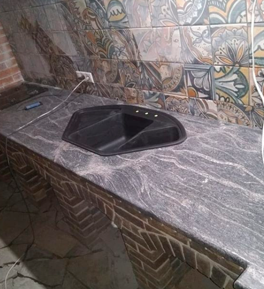 Столешница из гранита